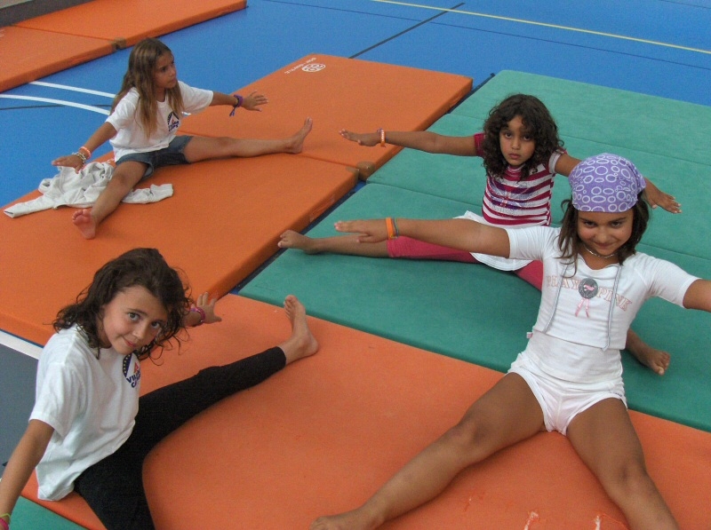 Village Camps International Summer Camp VDC Geneva 2016-08-12 https://www.villagecamps.com/journals_admin/images/340-23-Picture 064.jpg